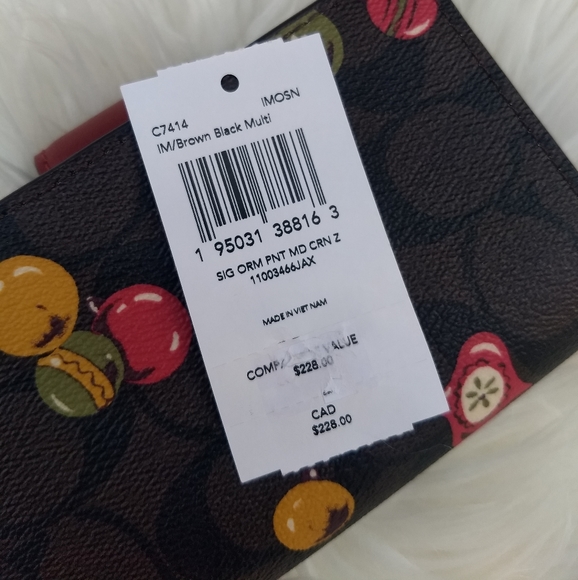 Coach Signature Christmas Ornament Print Medium Corner Zip Wallet - Picture 2 of 14